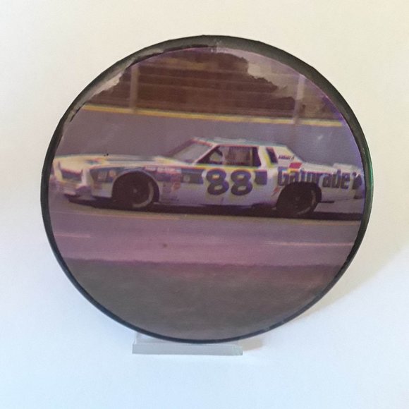 DARRELL WALTRIP #88 1978 CHEVROLET MOUNTAIN DEW WINSTON CUP 3-1/2" FAN BUTTON - Picture 1 of 3